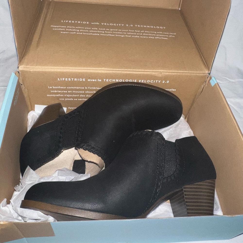 LifeStride Women's Joelle Ankle Boot sz: 8 wide